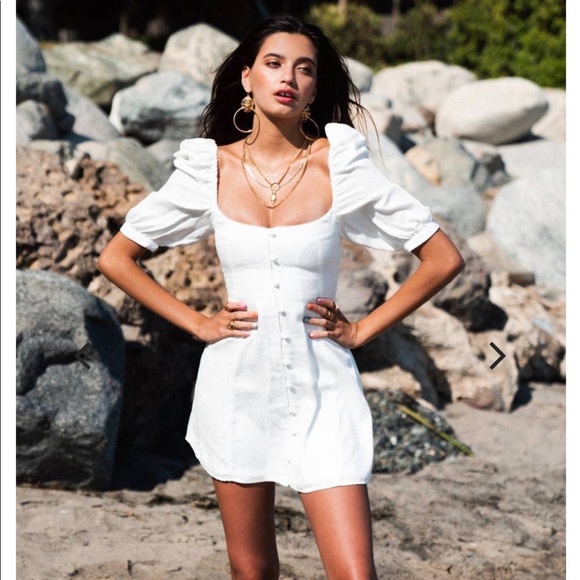 Big cat statement earrings - Picture 6 of 8